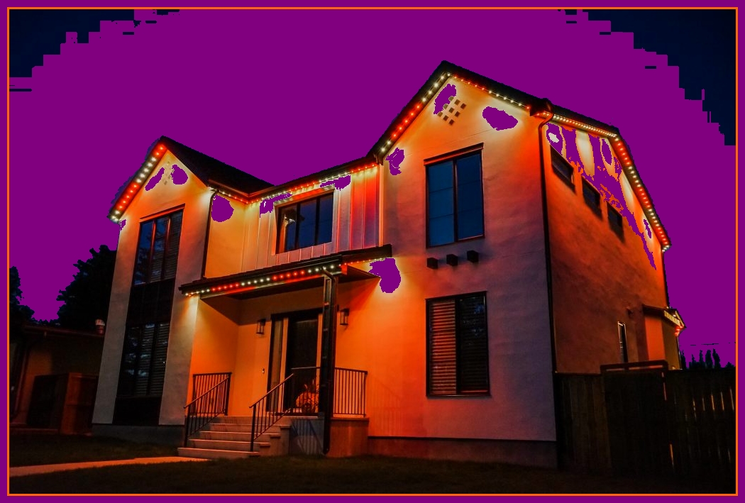 Outdoorlightinghalloweenhouse.jpg Outdoorlightinghalloweenhouse.jpg